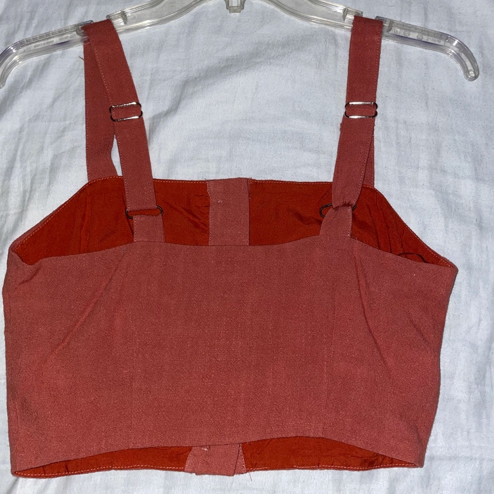 Button up Crop Top - Picture 2 of 3
